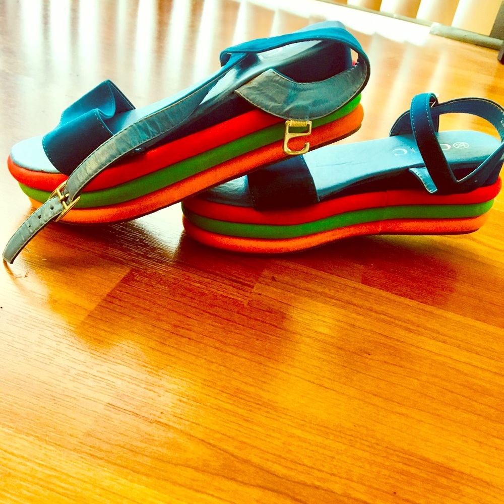 Women platform shoes